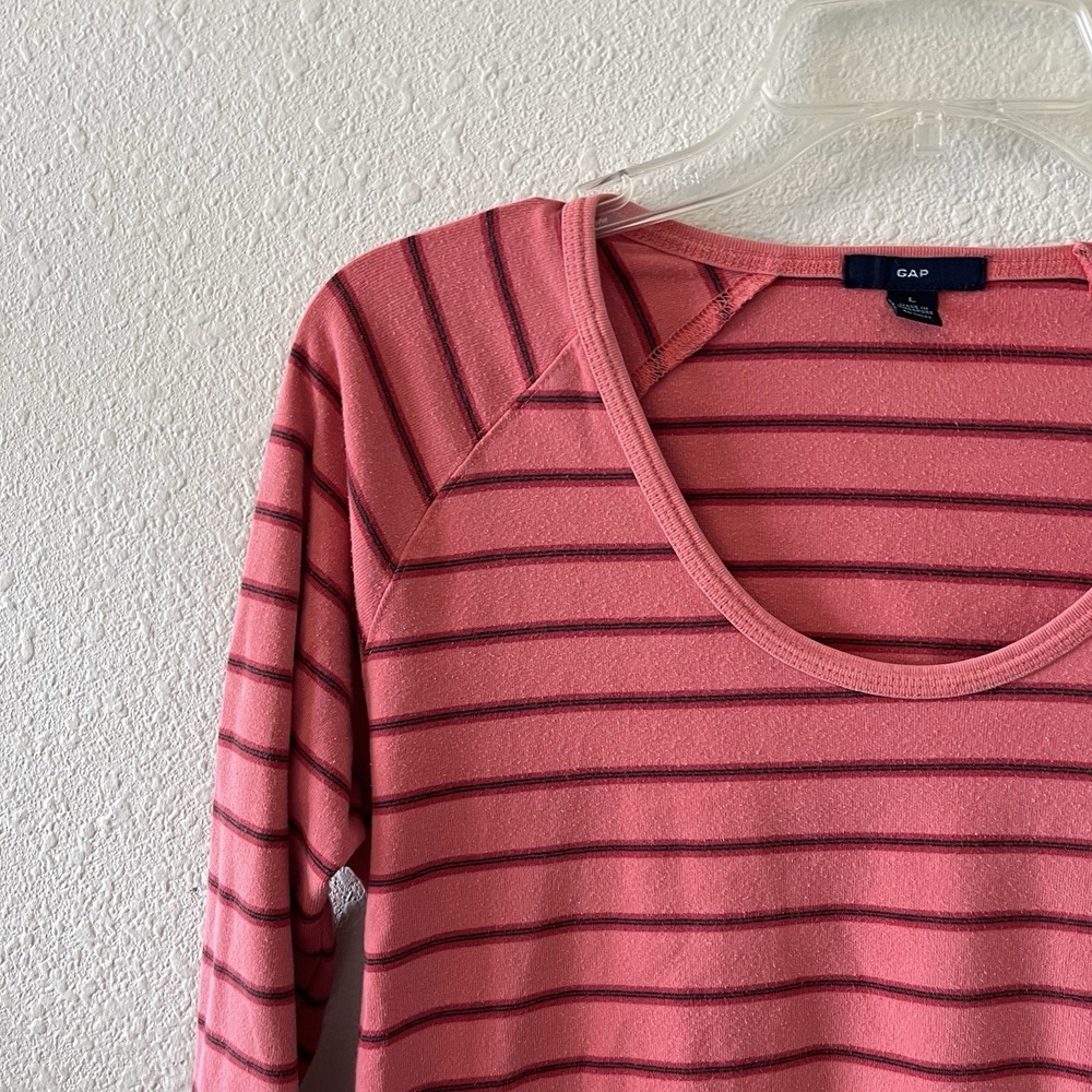 Vintage Y2K Gap Women's T-Shirt Size L Long Sleeve Scoop Neck Striped Pink - Picture 5 of 13